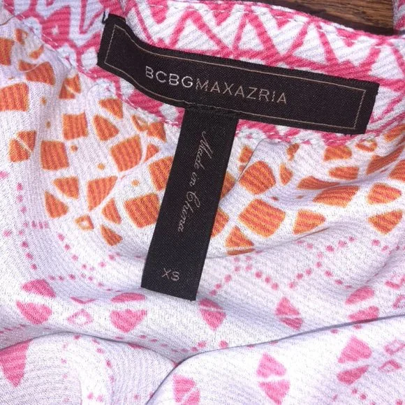 BCBGMaxzaria Flounce Top/ geometric print - Picture 6 of 6